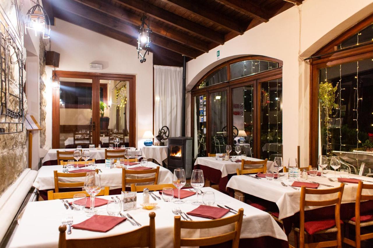 דיאנו מרינה Hotel Ristorante Il Caminetto מראה חיצוני תמונה